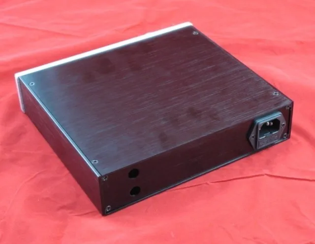 Шасси 1U amp 2104E для схемы E3/E4 |