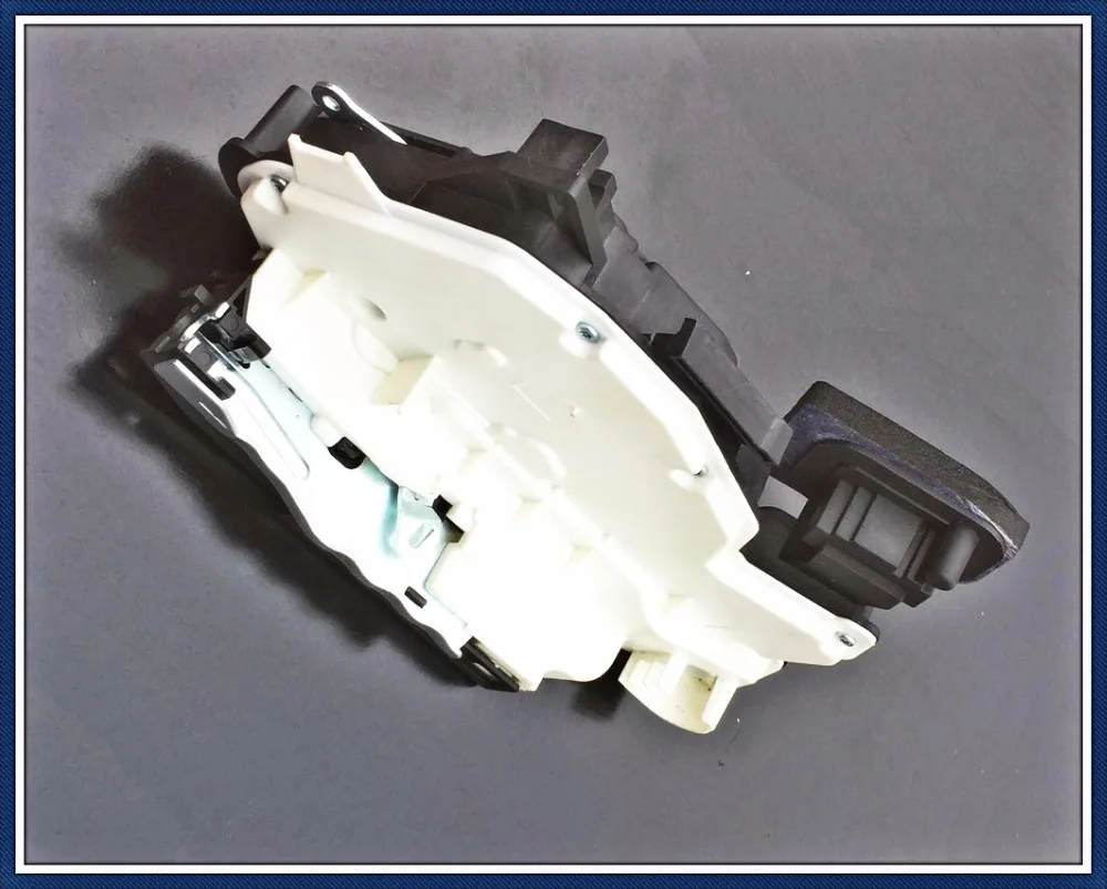 for VW GOLF JETTA SKODA YETI (5L) SEAT ALHAMBRA (7N) LEON III (5F) LEON ST (5F) Door Lock Latch Actuator Driver Side Front Left
for VW GOLF JETTA SKODA YETI (5L) SEAT ALHAMBRA (7N) LEON III (5F) LEON ST (5F) Door Lock Latch Actuator Driver Side Front Left