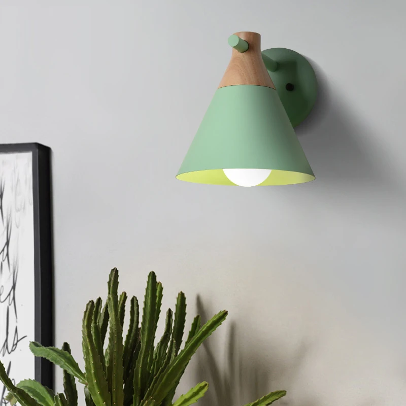 New Nordic wall lamp Bedside lamp Bedroom Modern living room Walkway Staircase Simple pure wood wrought iron wall lamp LED lamp
New Nordic wall lamp Bedside lamp Bedroom Modern living room Walkway Staircase Simple pure wood wrought iron wall lamp LED lamp