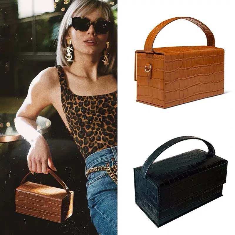 Clear Acrylic Chains Box Bag Women Animal Print Crocodile Alligator Leather Totes Handbag Mesenger Crossbody Bag
Clear Acrylic Chains Box Bag Women Animal Print Crocodile Alligator Leather Totes Handbag Mesenger Crossbody Bag