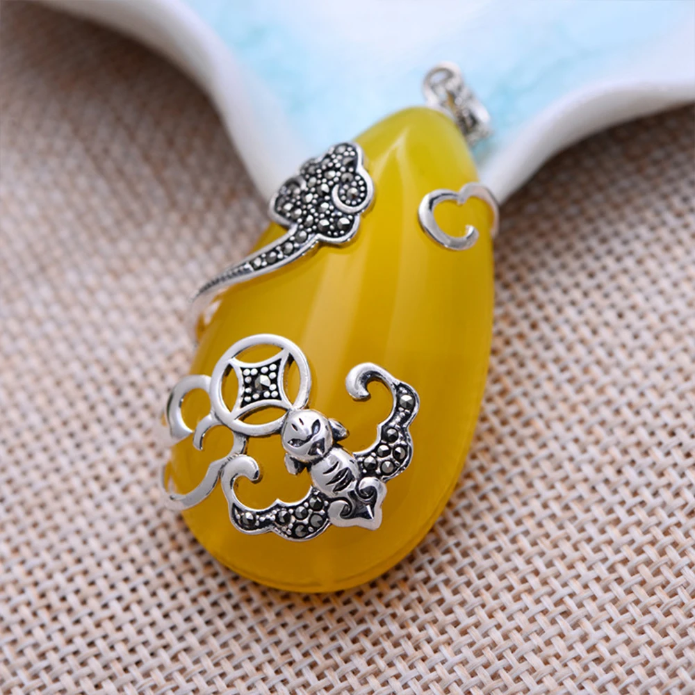 MetJakt Vintage Water Drop Natural Yellow Chalcedony with Zircon Pendant Solid 925 Sterling Silver Pendant for Sweater Chain
MetJakt Vintage Water Drop Natural Yellow Chalcedony with Zircon Pendant Solid 925 Sterling Silver Pendant for Sweater Chain