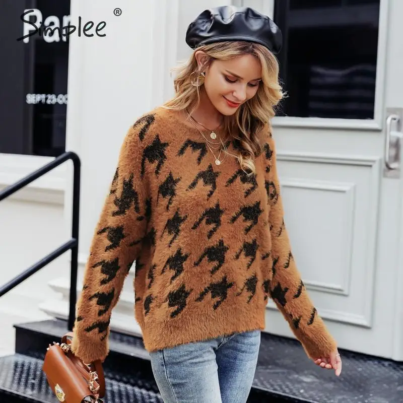 Simplee Houndstooth patchwork knitted mohair sweater women Winter casual soft sweaters female pullovers O-neck lady sweater 2019
Simplee Houndstooth patchwork knitted mohair sweater women Winter casual soft sweaters female pullovers O-neck lady sweater 2019
