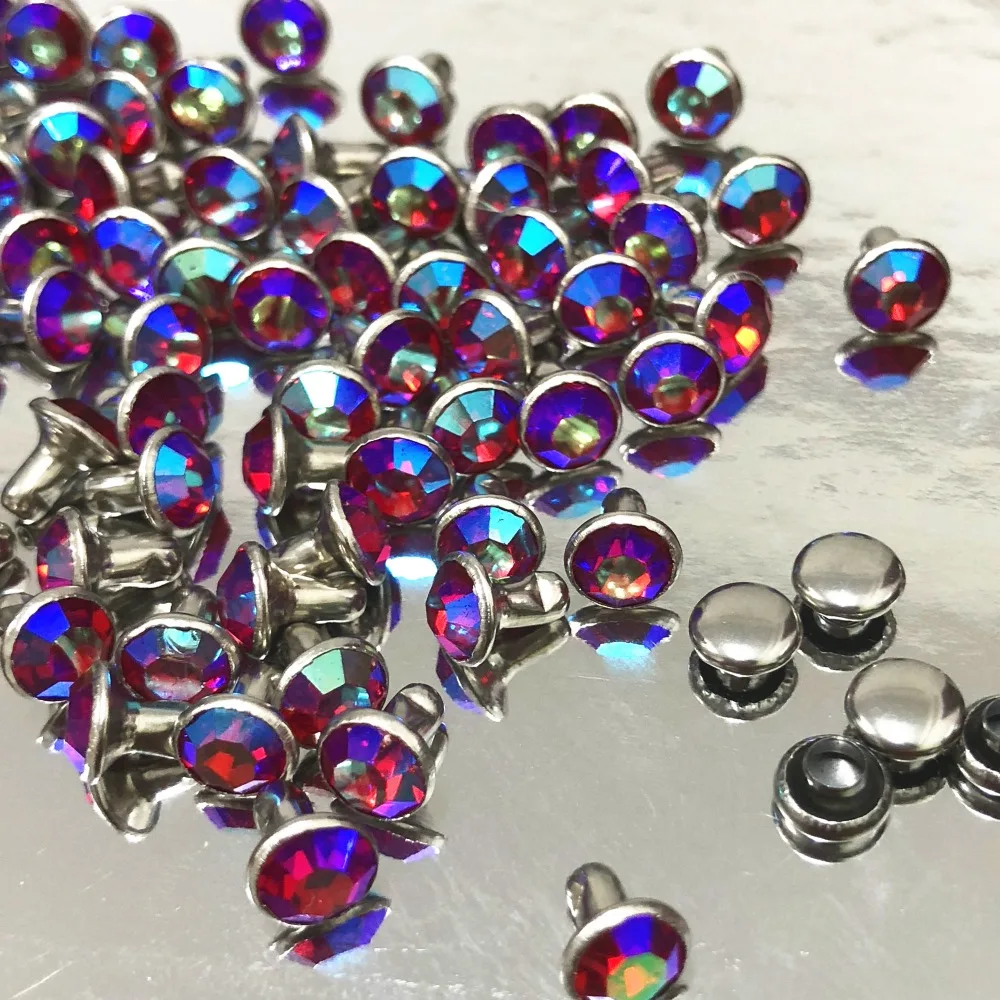 New 4MM 50Sets CZ++ Light Siam Crystal AB Plated Rivets Silver Plated Studs Assorted Cabochon Rivets Fit for Leather-Craft
New 4MM 50Sets CZ++ Light Siam Crystal AB Plated Rivets Silver Plated Studs Assorted Cabochon Rivets Fit for Leather-Craft