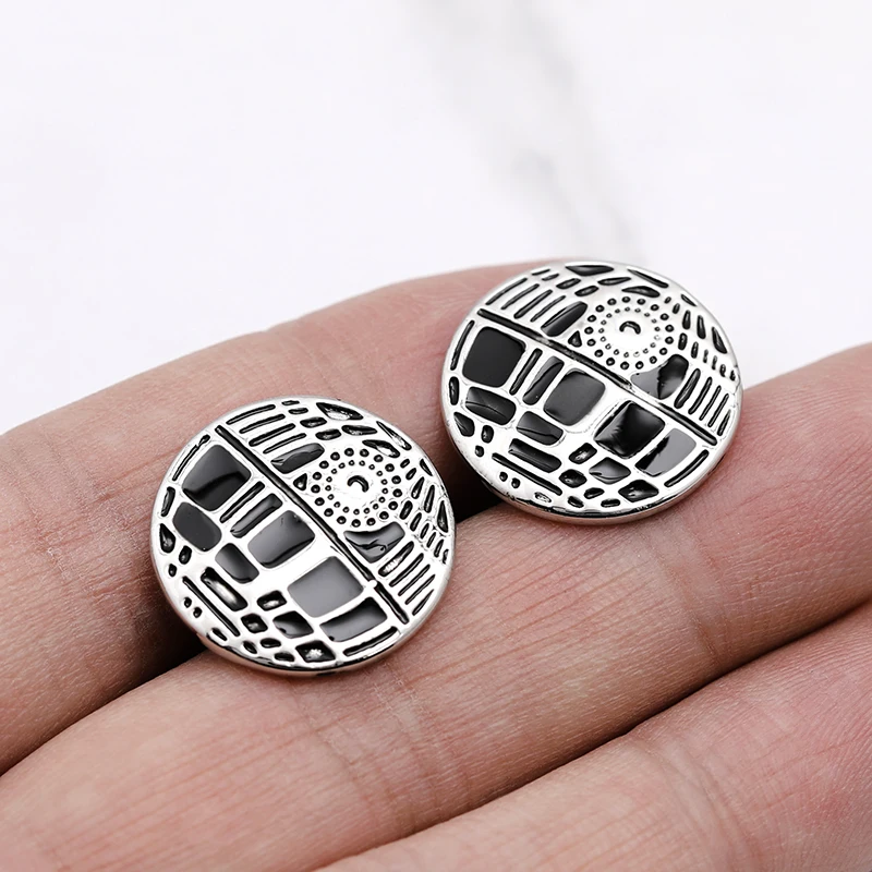 Men's brand cuff links upscale shirt cuff links high quality round wedding luxury jewelry high quality carry-on
Men's brand cuff links upscale shirt cuff links high quality round wedding luxury jewelry high quality carry-on