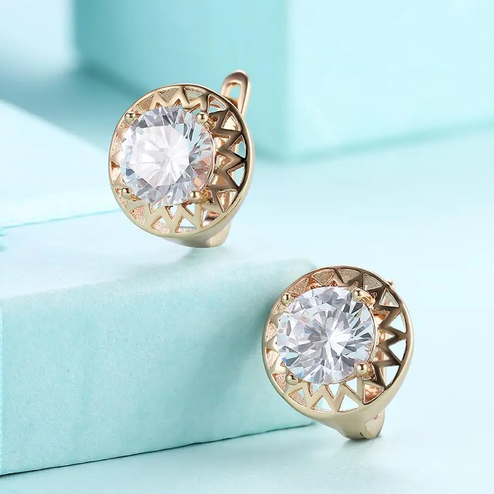 fashion women earrings gold color Hollow Hoop Earrings With AAA Zircon trendy female Jewelry Gift Brincos feminino
fashion women earrings gold color Hollow Hoop Earrings With AAA Zircon trendy female Jewelry Gift Brincos feminino