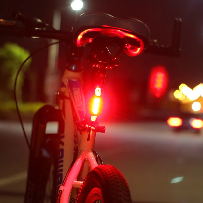 Фонарь задний велосипедный Аккумуляторный с зарядкой от USB или батарейками |