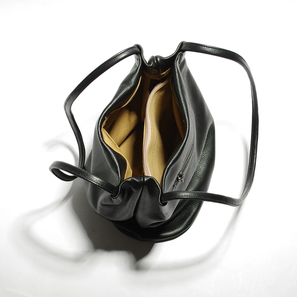 Women Genuine Leather Black Handbags Black Bucket Shoulder Bags Ladies Cross Body Bags Large Capacity Ladies Shopping Bag
Women Genuine Leather Black Handbags Black Bucket Shoulder Bags Ladies Cross Body Bags Large Capacity Ladies Shopping Bag