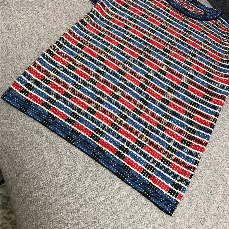Luxury Designer Brand Knitted Top for Women O Neck Short Sleeve Contrast Plaid Knitted Pullovers
Luxury Designer Brand Knitted Top for Women O Neck Short Sleeve Contrast Plaid Knitted Pullovers