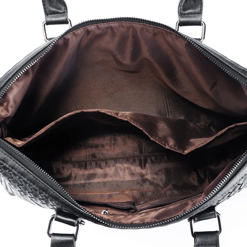 2021 Brand Classic Knitting Handbag men Soft Leather Women Woven Crossbody bags Casual Laptop Shoulder Bag male Black Solid Tote
2021 Brand Classic Knitting Handbag men Soft Leather Women Woven Crossbody bags Casual Laptop Shoulder Bag male Black Solid Tote