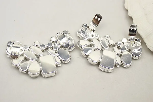 (1 pair/lot)Symmetric double buckle super luxury crystal removable shoes decorated shoes flower shoes buckle imported diamond
(1 pair/lot)Symmetric double buckle super luxury crystal removable shoes decorated shoes flower shoes buckle imported diamond