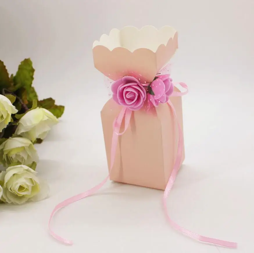100pcs 12*5*5cm PE Rose Flower Candy Box Chocolates Boxes With Ribbon For Wedding Party Baby Shower Favor Gift
100pcs 12*5*5cm PE Rose Flower Candy Box Chocolates Boxes With Ribbon For Wedding Party Baby Shower Favor Gift