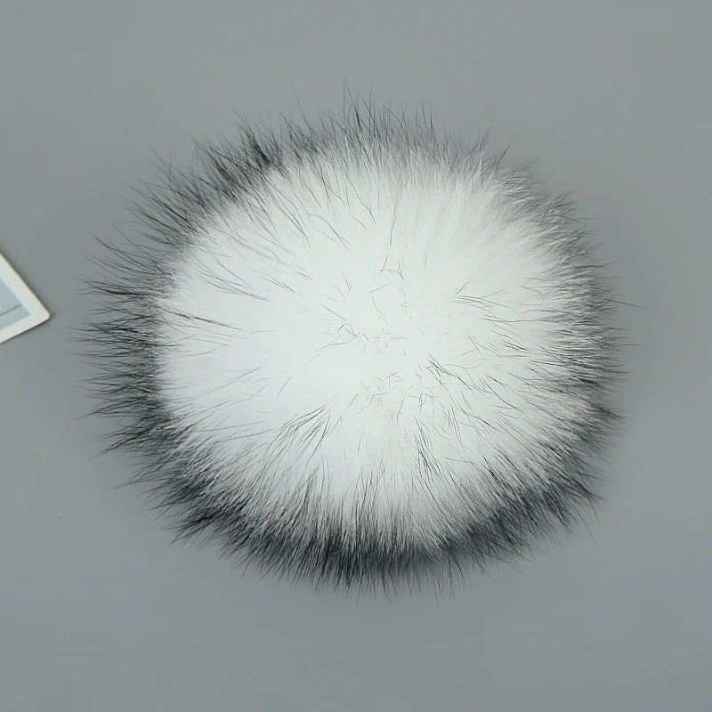 5pcs/lot Double Colors TwoTone DIY Big Size Natural Raccoon Fur Pompoms Pom Pom Winter Women Hat Beanies Knitted Cap Skullies
5pcs/lot Double Colors TwoTone DIY Big Size Natural Raccoon Fur Pompoms Pom Pom Winter Women Hat Beanies Knitted Cap Skullies