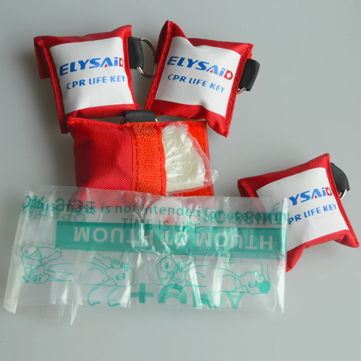 40pcs Medical CPR Cardio-pulmonary Resuscitation Emergency Mask With Latex Glove Mouth To Mouth One-way Valve For First Aid Tool
40pcs Medical CPR Cardio-pulmonary Resuscitation Emergency Mask With Latex Glove Mouth To Mouth One-way Valve For First Aid Tool