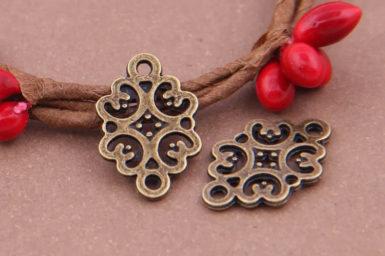200pcs hollow flower polycyclic connector Charm bronze 19x12mm Pendant Handmade Jewelry earring bracelet necklace festival gift
200pcs hollow flower polycyclic connector Charm bronze 19x12mm Pendant Handmade Jewelry earring bracelet necklace festival gift