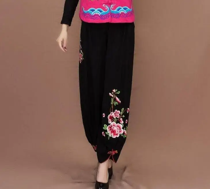 Hot / Spring Women New Big Yards Fashion Cotton And Linen High Waist Pants Embroidered Fat Legs Elastic Waist Trouser
Hot / Spring Women New Big Yards Fashion Cotton And Linen High Waist Pants Embroidered Fat Legs Elastic Waist Trouser