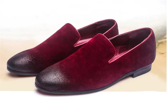 Spring men's all match driving shoes Moccasin Gommino new men's leather round toe embossed casual shoes breathable shoes
Spring men's all match driving shoes Moccasin Gommino new men's leather round toe embossed casual shoes breathable shoes