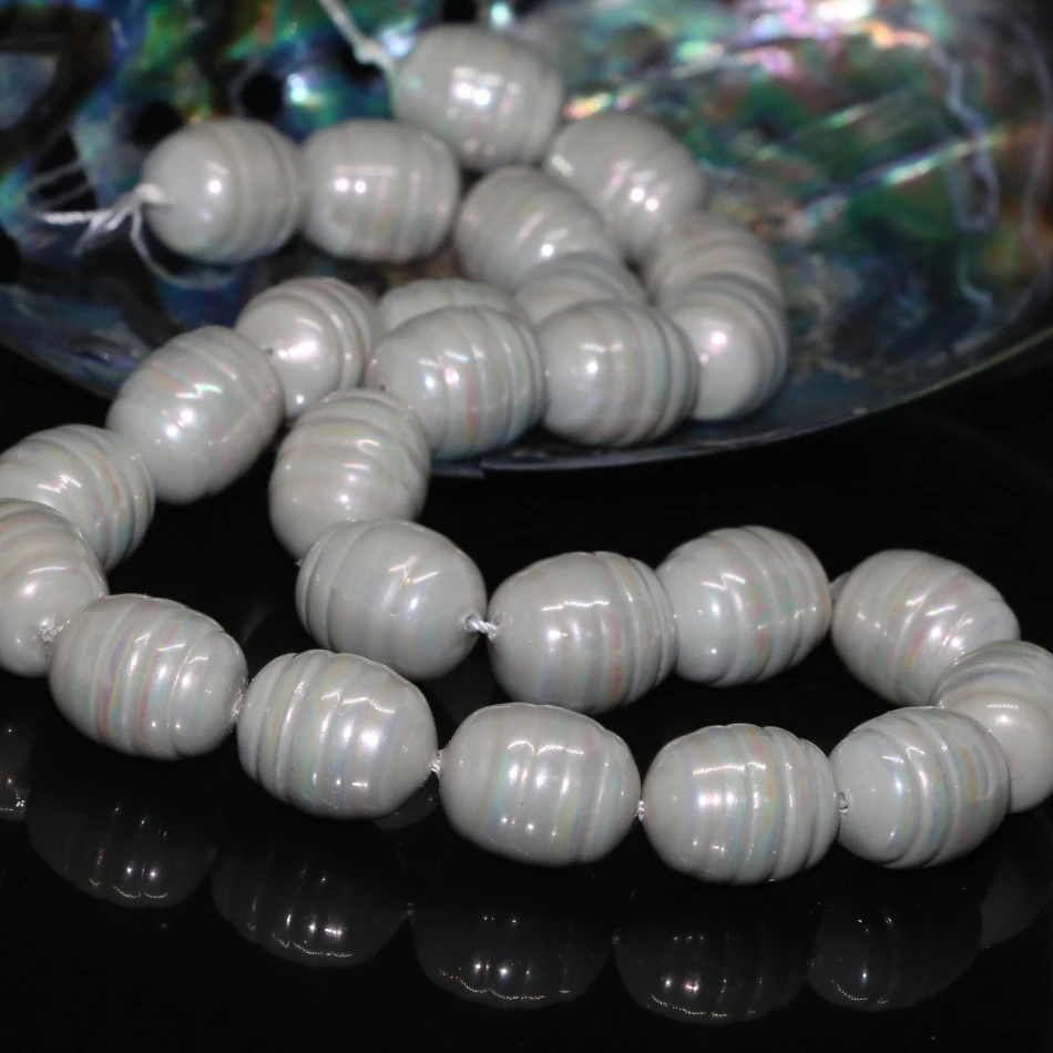 Top quality fashionnatural gray shell pearl approx barrel shape 12*15mm wedding gift jewelry making loose beads 15inch B2271
Top quality fashionnatural gray shell pearl approx barrel shape 12*15mm wedding gift jewelry making loose beads 15inch B2271