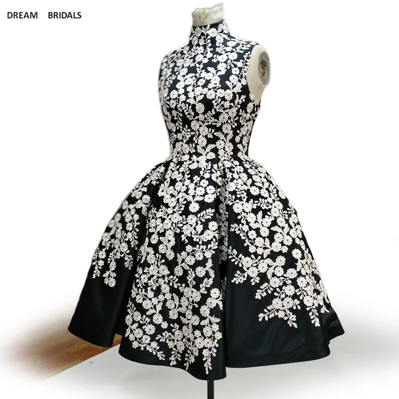 vestido de festa High Neck Black Stain White Lace Cocktail Dress Sleeveless Short Party Wear Dresses Women
vestido de festa High Neck Black Stain White Lace Cocktail Dress Sleeveless Short Party Wear Dresses Women