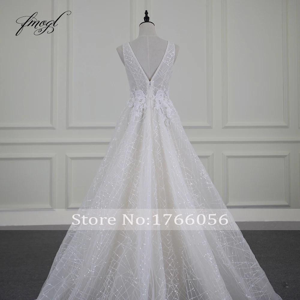Fmogl Vestido De Noiva Vintage Lace Wedding Dresses 2019 Luxury V Neck Appliques beaded Sweep Train Bride Gowns Plus Size
Fmogl Vestido De Noiva Vintage Lace Wedding Dresses 2019 Luxury V Neck Appliques beaded Sweep Train Bride Gowns Plus Size