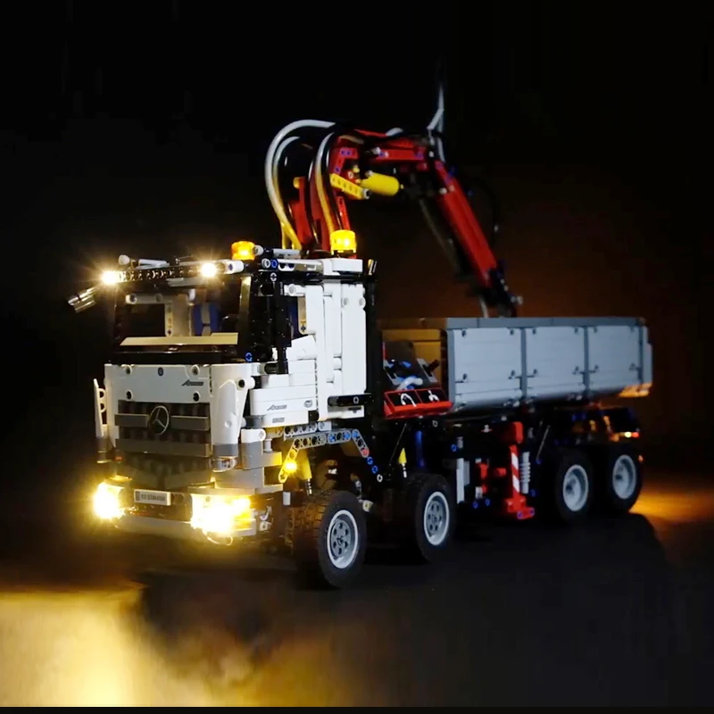 Конструктор Lego 42043 со светодиодной подсветкой совместимый с конструкторами 20005