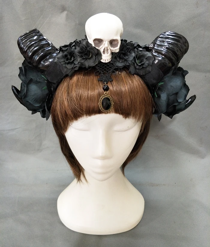 Girl Halloween Stereo Devil Horns Skull Headband Gothic Sheep Horn Flowers Headdress Hairband Cosplay Headwear Accessories
Girl Halloween Stereo Devil Horns Skull Headband Gothic Sheep Horn Flowers Headdress Hairband Cosplay Headwear Accessories