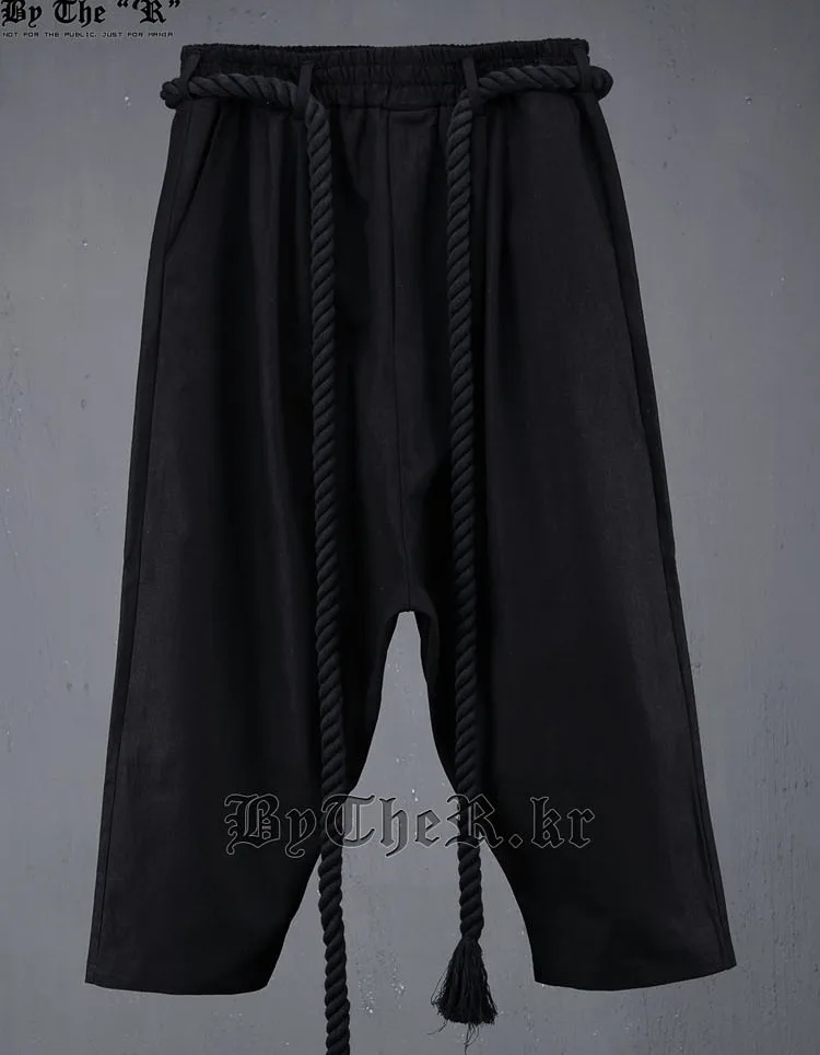 HZIJUE new Autumn England style Dark retro rock Unique Thick waist rope linen harem Pants men casual loose harem pants men,M-XXL
HZIJUE new Autumn England style Dark retro rock Unique Thick waist rope linen harem Pants men casual loose harem pants men,M-XXL