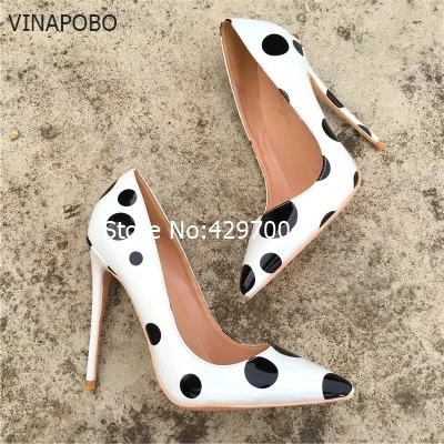 Vinapobo Big Size 35-43 2018 New Fashion high heels women pumps thin heel classic white round dot beige sexy prom wedding shoes
Vinapobo Big Size 35-43 2018 New Fashion high heels women pumps thin heel classic white round dot beige sexy prom wedding shoes