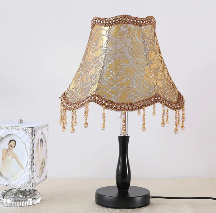 European table lamp bedroom simple modern fashion decorative table lamps solid wood tablelight small night lamp ZA419937
European table lamp bedroom simple modern fashion decorative table lamps solid wood tablelight small night lamp ZA419937