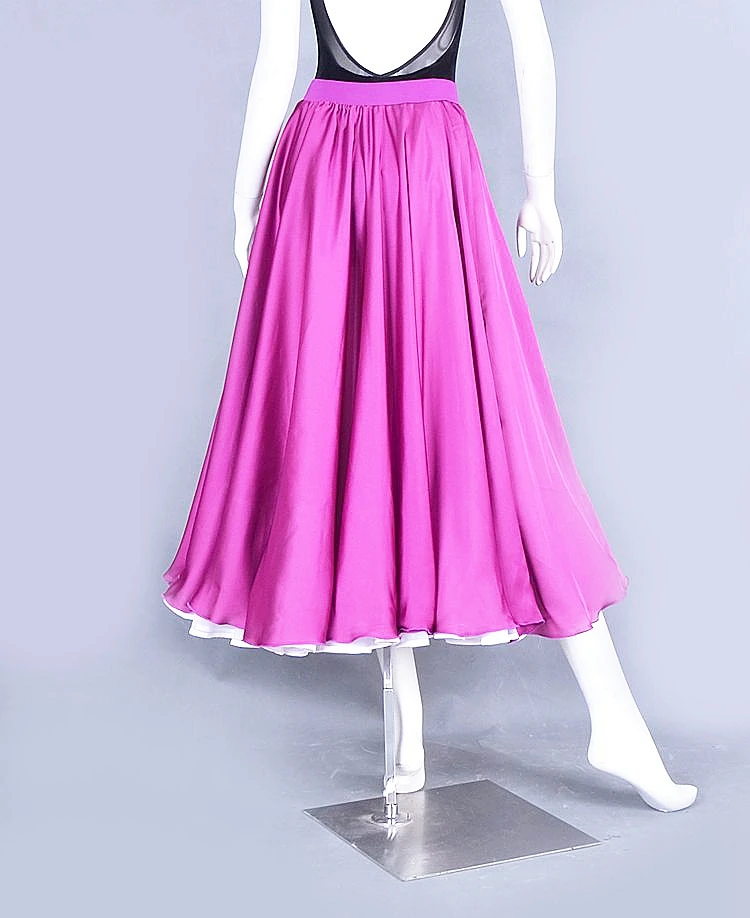 Modern dance ballroom dance double pendulum exercises outer satin inner gauze skirt S15035 side slit
Modern dance ballroom dance double pendulum exercises outer satin inner gauze skirt S15035 side slit