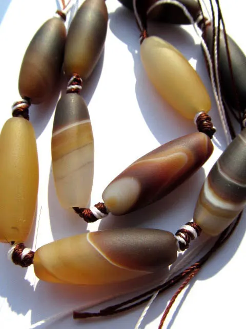 bulk genuine agate gemstone rice egg tibetant brown wood leopard jewelry beads focal 10x30mm--5strands 40pcs
bulk genuine agate gemstone rice egg tibetant brown wood leopard jewelry beads focal 10x30mm--5strands 40pcs