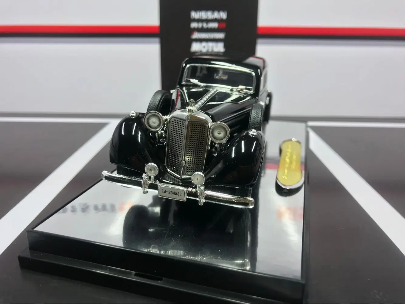 Оригинальная фабричная игрушечная машинка из сплава 1:43 МБ 770 к игрушки для детей