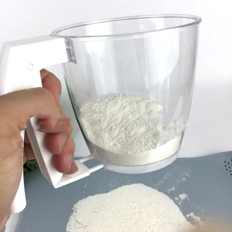 Hand-pressed separation flour sieve household separation powder filter cup with lid plastic kitchen tool
Hand-pressed separation flour sieve household separation powder filter cup with lid plastic kitchen tool