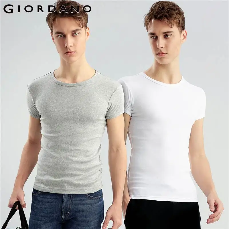 Giordano две приталеные футболки slim fit из натурального хлопка с короткими рукавами и круглым воротом ,имеют несколько цветовых решений.
Giordano две приталеные футболки slim fit из натурального хлопка с короткими рукавами и круглым воротом ,имеют несколько цветовых решений.