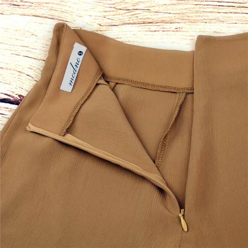 Newly Summer Women Solid Shorts Loose Casual Short Slim High Waist Zipper Back Irregular Skirt Shorts OL Clothes m99
Newly Summer Women Solid Shorts Loose Casual Short Slim High Waist Zipper Back Irregular Skirt Shorts OL Clothes m99