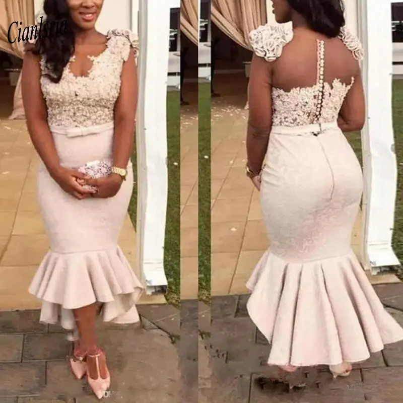 Elegant V-Neck Plus Size Hi-Lo Evening Dress Cap Sleeve Appliques Beading Short Formal Evening Party Dresss Vestido De Festa
Elegant V-Neck Plus Size Hi-Lo Evening Dress Cap Sleeve Appliques Beading Short Formal Evening Party Dresss Vestido De Festa