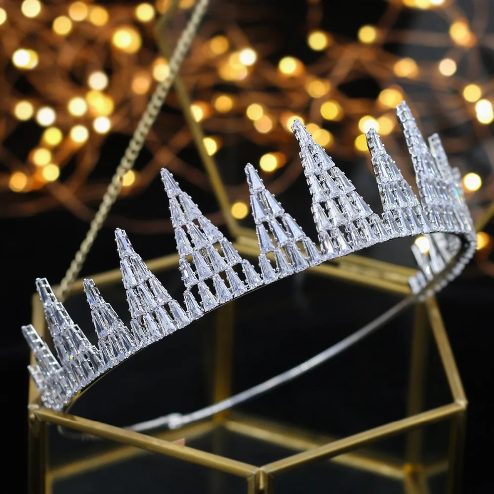 De calidad superior Lux de la boda de novia dama de honor flor Cubic Zirconia blanco plateado zircon grande corona tiara/diadema
De calidad superior Lux de la boda de novia dama de honor flor Cubic Zirconia blanco plateado zircon grande corona tiara/diadema