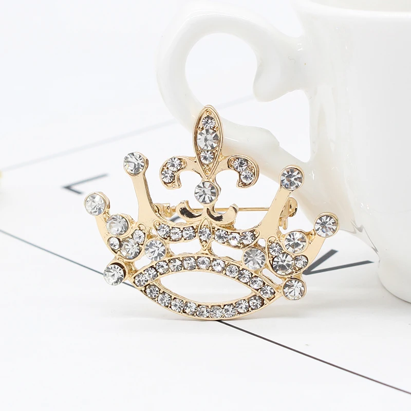 Newest Arrival Fashion Crown Brooch Jewelry Rhinestone Queen Crown Gold Color Alloy Brooches For Women Gift Wholesale
Newest Arrival Fashion Crown Brooch Jewelry Rhinestone Queen Crown Gold Color Alloy Brooches For Women Gift Wholesale