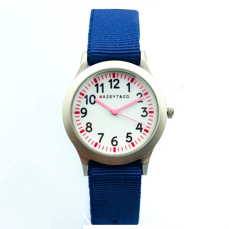 free shipping middle boys and girls cute pink hands white face nylon quartz watch child outdoor sports army watch Mesa de cuarzo
free shipping middle boys and girls cute pink hands white face nylon quartz watch child outdoor sports army watch Mesa de cuarzo