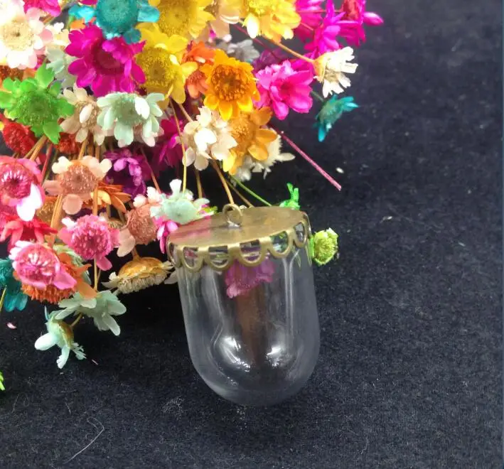 50sets/lot25*18mm glass globe tube dome bronze plated lace base glass globes set glass vial pendant glass cover sweater necklace
50sets/lot25*18mm glass globe tube dome bronze plated lace base glass globes set glass vial pendant glass cover sweater necklace