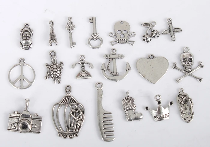 FREE SHIPPING 76PCS Mixed Lots of Antiqued Silver Color Metal Charms Pendants #24314
FREE SHIPPING 76PCS Mixed Lots of Antiqued Silver Color Metal Charms Pendants #24314