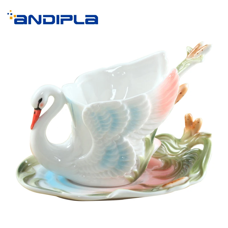 160ML Pastoral Style Ceramic Bone china Elegant Swan Coffee Cup with Saucer Spoon Kit Home Art Drinkware Milk Mug Wedding Gifts
160ML Pastoral Style Ceramic Bone china Elegant Swan Coffee Cup with Saucer Spoon Kit Home Art Drinkware Milk Mug Wedding Gifts