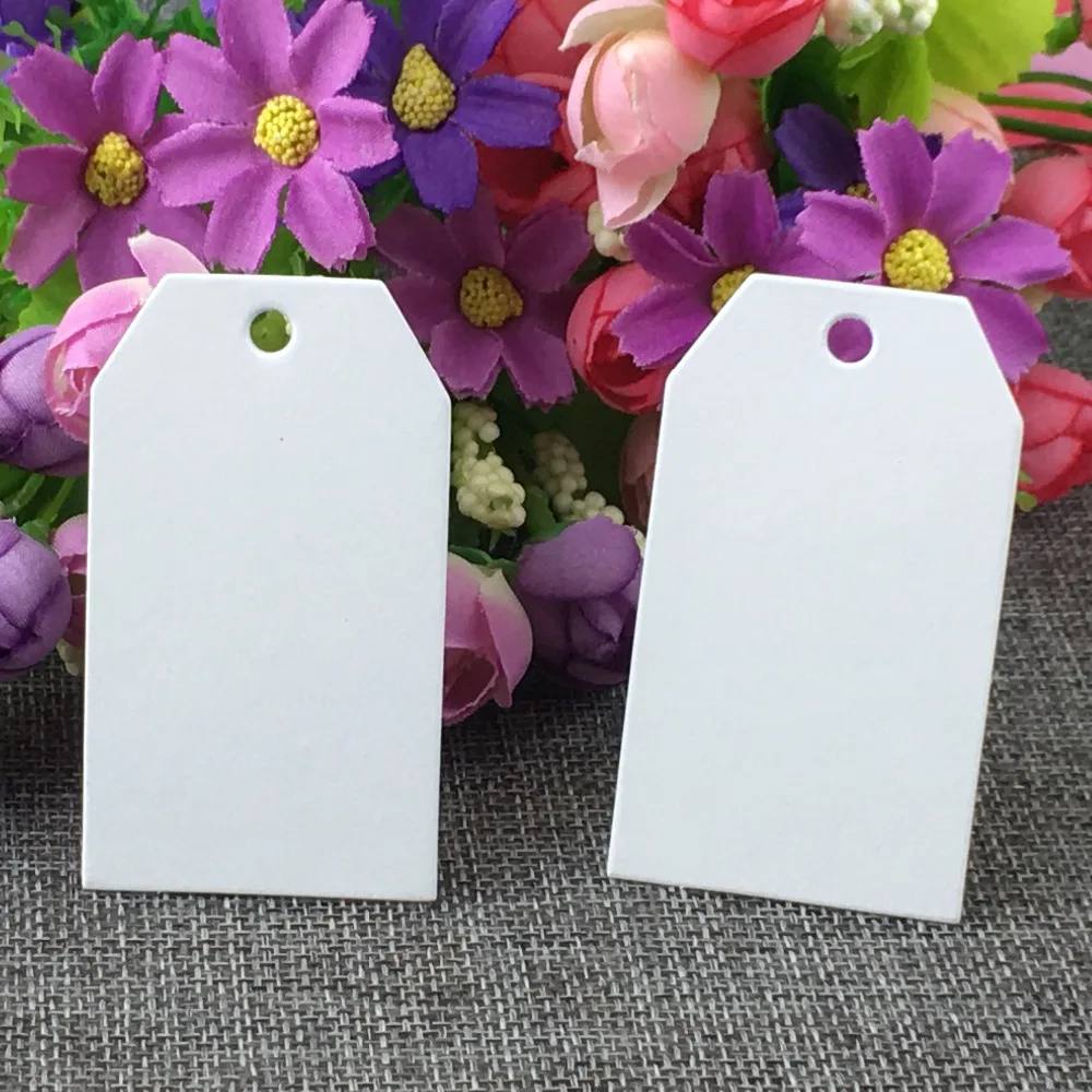 500pcs/lot 7x4cm DIY Blank White Brown Kraft Standard Gift tag DIY Paper Hang Tag Cards
500pcs/lot 7x4cm DIY Blank White Brown Kraft Standard Gift tag DIY Paper Hang Tag Cards