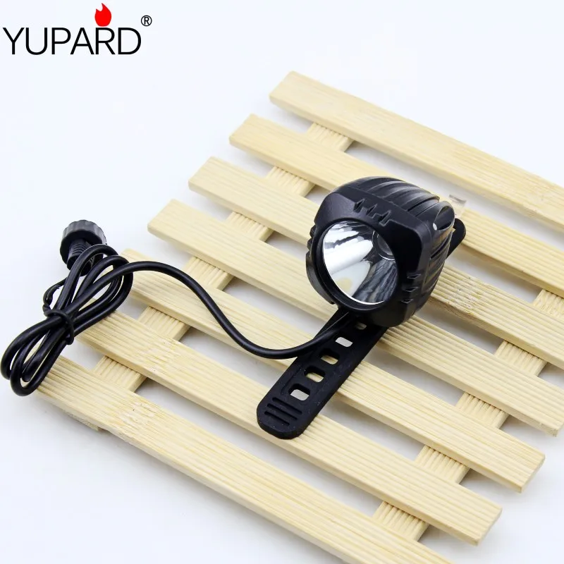 yupard bicycle light headlight Bike Led light 3 modes Wide floodlight rechargeable lantern waterproof Cycling Accessories
yupard bicycle light headlight Bike Led light 3 modes Wide floodlight rechargeable lantern waterproof Cycling Accessories