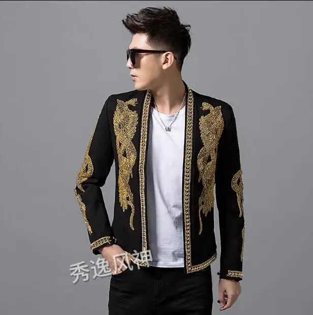 2020 men's fashion brand Slim small suit court wind singer stage dress handmade beaded collar embroidered jacket male trend
2020 men's fashion brand Slim small suit court wind singer stage dress handmade beaded collar embroidered jacket male trend