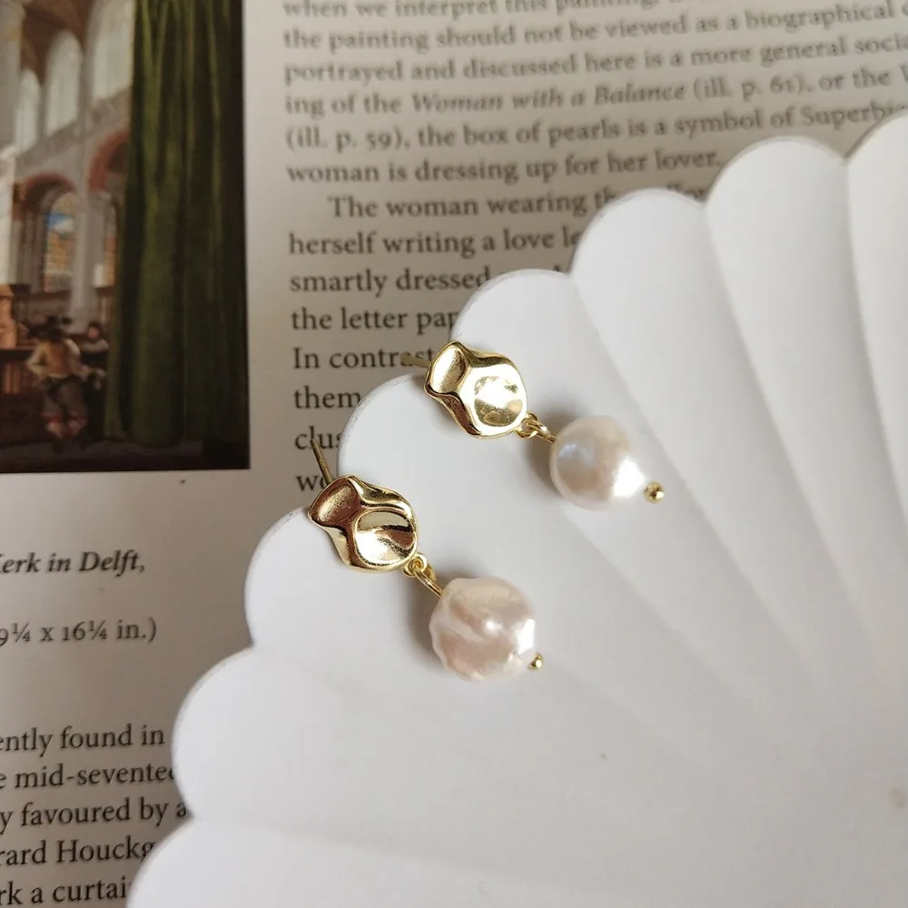 Amaiyllis 925 Sterling Silver Irregular Shaped Pearl Freshwater Pearl Earrings Fit Women Weddings Party Summer Jewelry Earrings
Amaiyllis 925 Sterling Silver Irregular Shaped Pearl Freshwater Pearl Earrings Fit Women Weddings Party Summer Jewelry Earrings