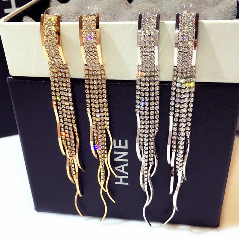 Luxury Rhinestone Tassel Earrings Gold Tassel Long Earrings for Women Wedding Party Earrings Fashion Jewelry
Luxury Rhinestone Tassel Earrings Gold Tassel Long Earrings for Women Wedding Party Earrings Fashion Jewelry