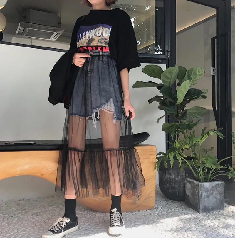 Fashion Womens Ladies Mesh Slim Fit 2PCS Perspective Joint Summer Denim Ruffles Hole Retro Street Skirts Denim skirt
Fashion Womens Ladies Mesh Slim Fit 2PCS Perspective Joint Summer Denim Ruffles Hole Retro Street Skirts Denim skirt