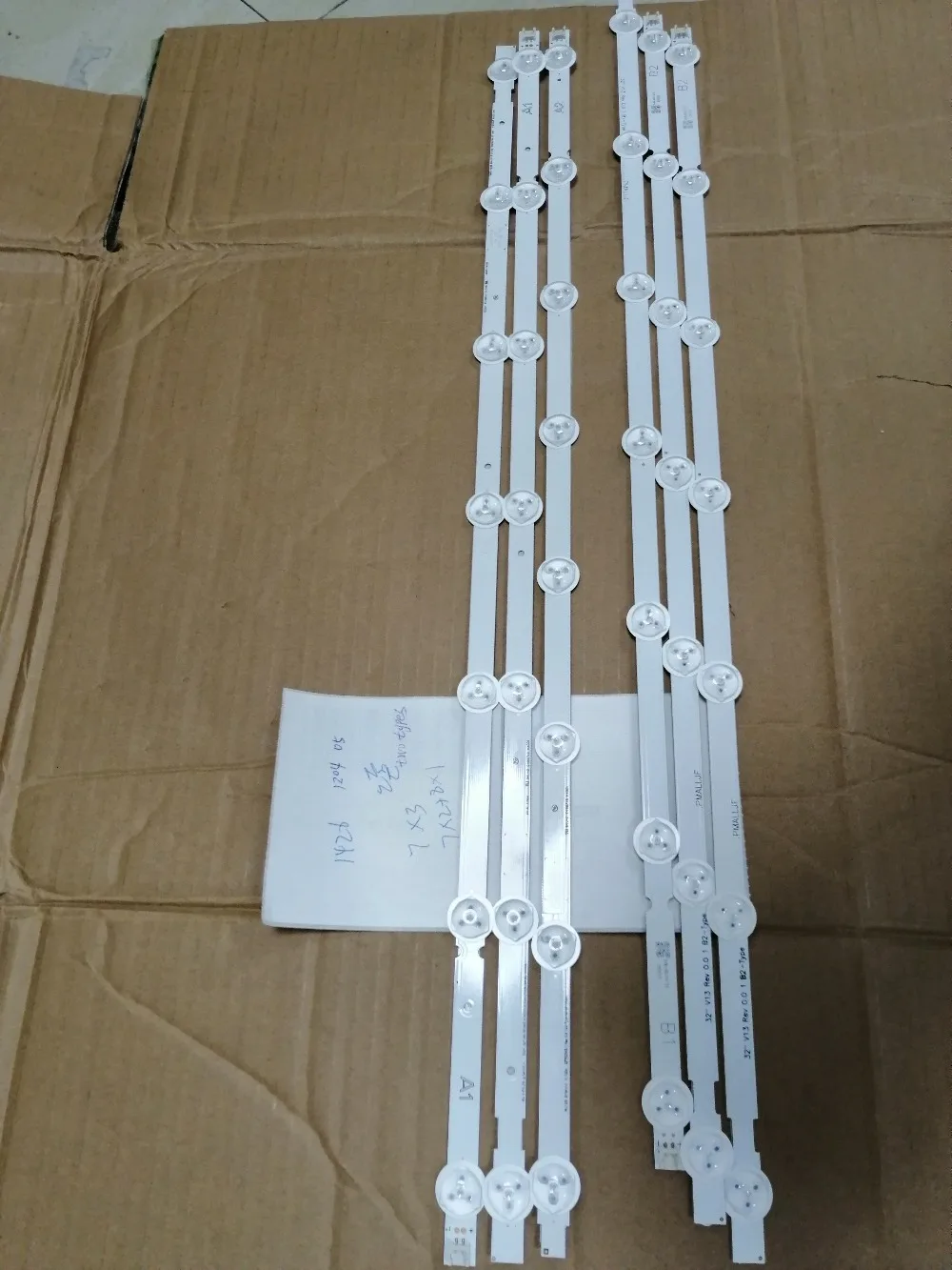 New Original 8+7 3*7 32LN519C-CC LED strip 6916L-1204A 6916L-1426A 6916L-1205A 1204a*2+1426a*1 1204*1+1426*1+1205*1 connector
New Original 8+7 3*7 32LN519C-CC LED strip 6916L-1204A 6916L-1426A 6916L-1205A 1204a*2+1426a*1 1204*1+1426*1+1205*1 connector