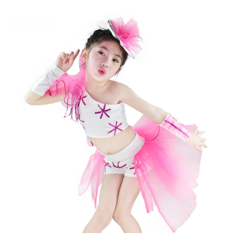 Children's sequin Jazz performance clothing Girls modern jazz dance clothing Pompon yarn skirt Catwalk performance clothing
Children's sequin Jazz performance clothing Girls modern jazz dance clothing Pompon yarn skirt Catwalk performance clothing