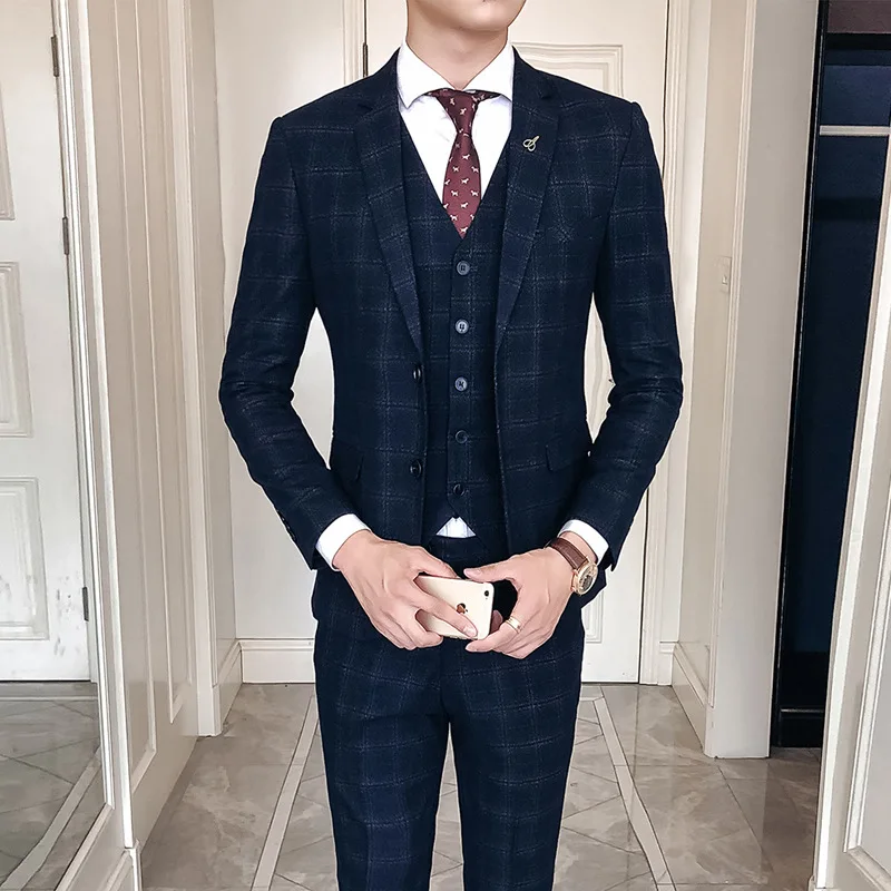 Korean Men's Business Slim Plaid Suit Three-piece Groomsmen Dress Suit Costumes Hommes
Korean Men's Business Slim Plaid Suit Three-piece Groomsmen Dress Suit Costumes Hommes